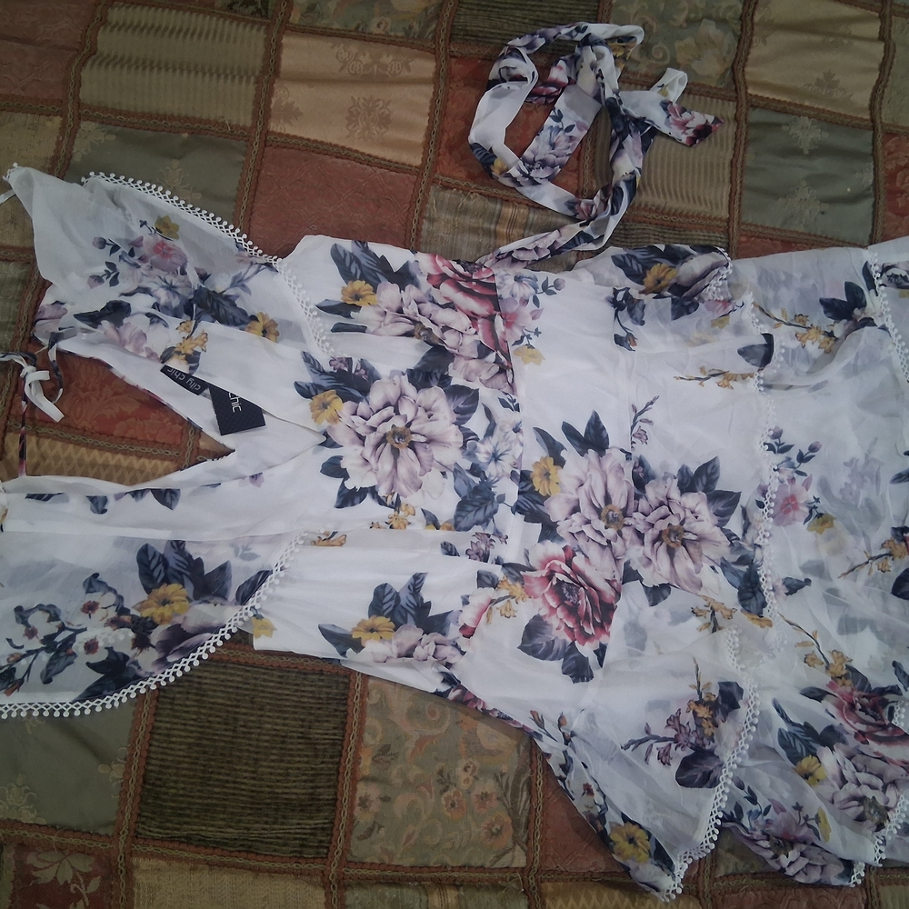 Floral Sleeveless Dress with Tie